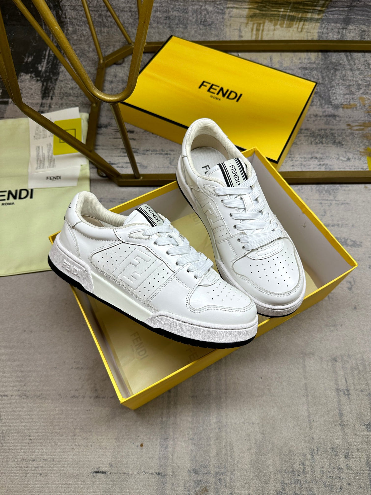 Z2P96F16 Popular high-quality shoes