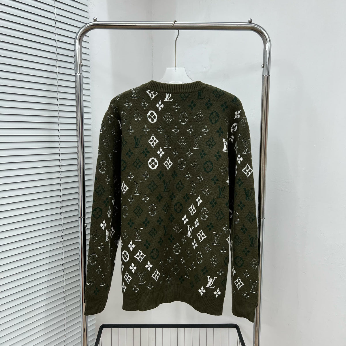 U1R86E68 Popular Sweaters