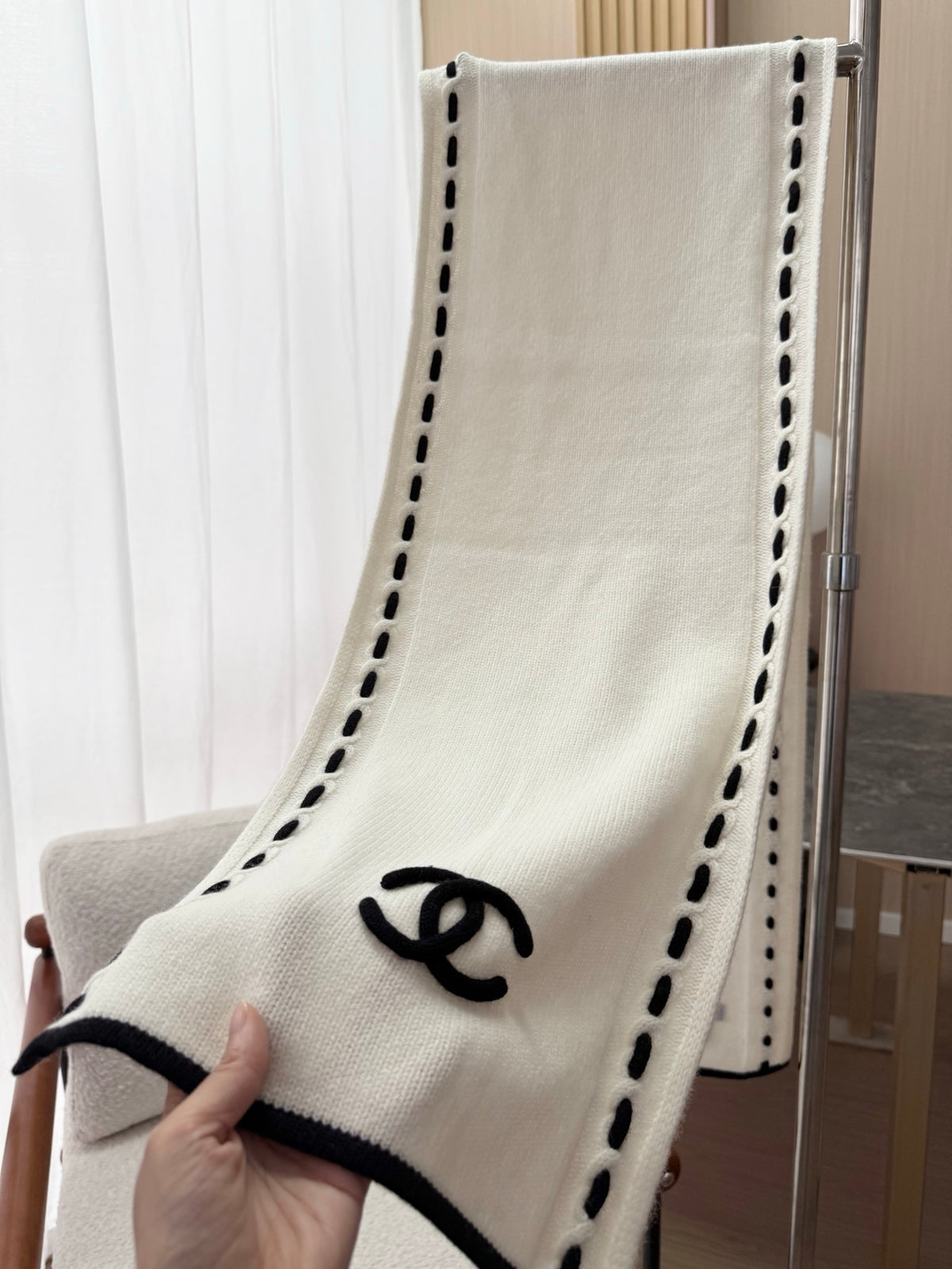 W1R96C18 Fashion Winter Scarves