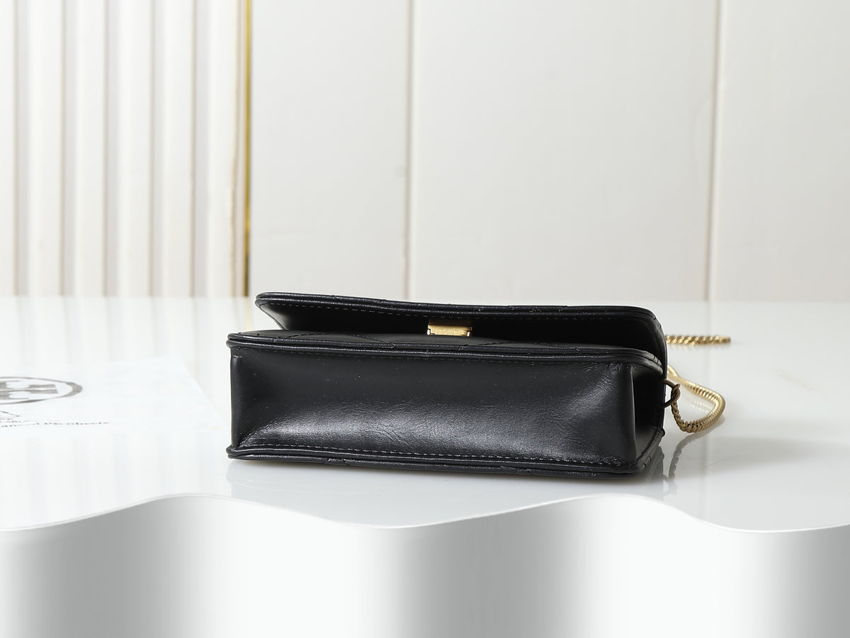 156XA26B Popular leather bag