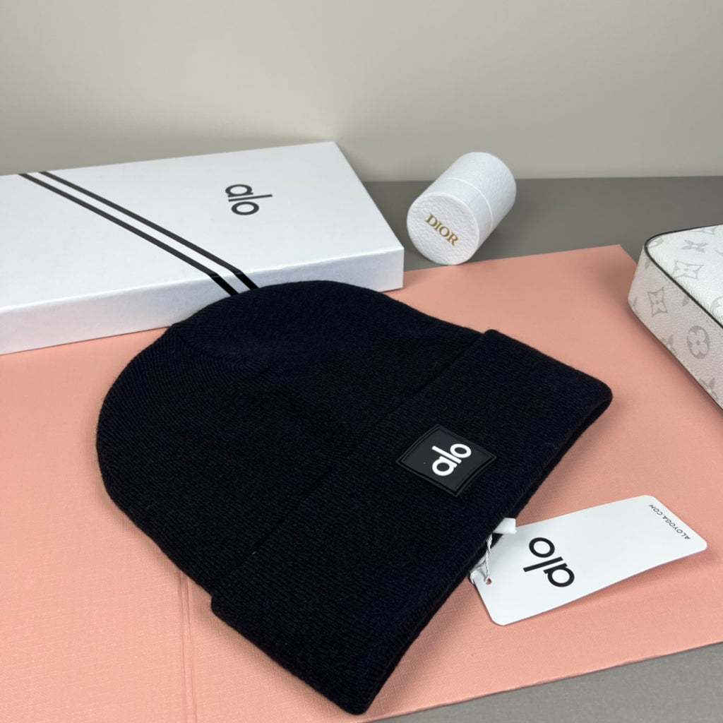 M1R96A30 Fashion hats