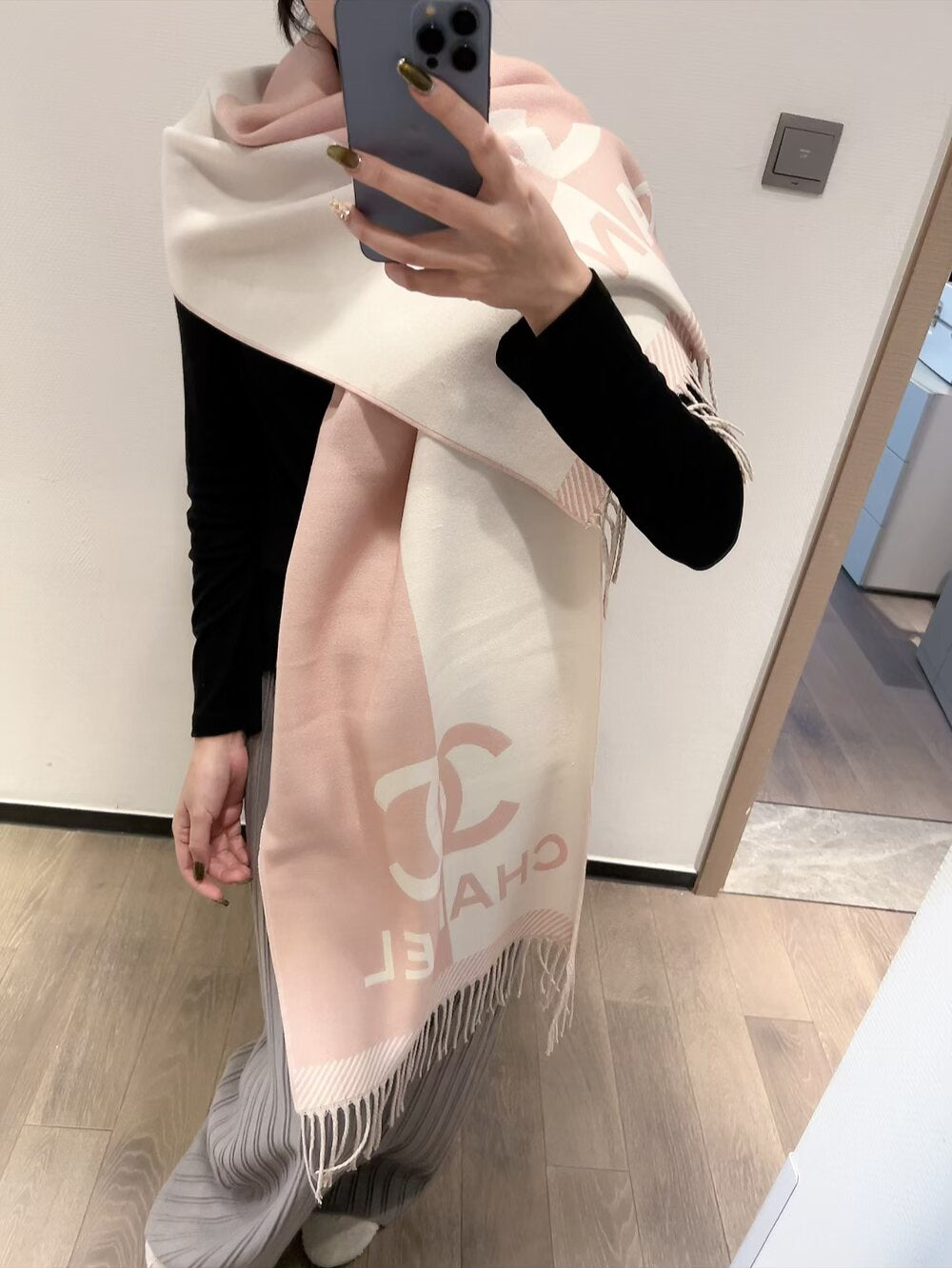 W1R86C70 Popular Winter Scarves