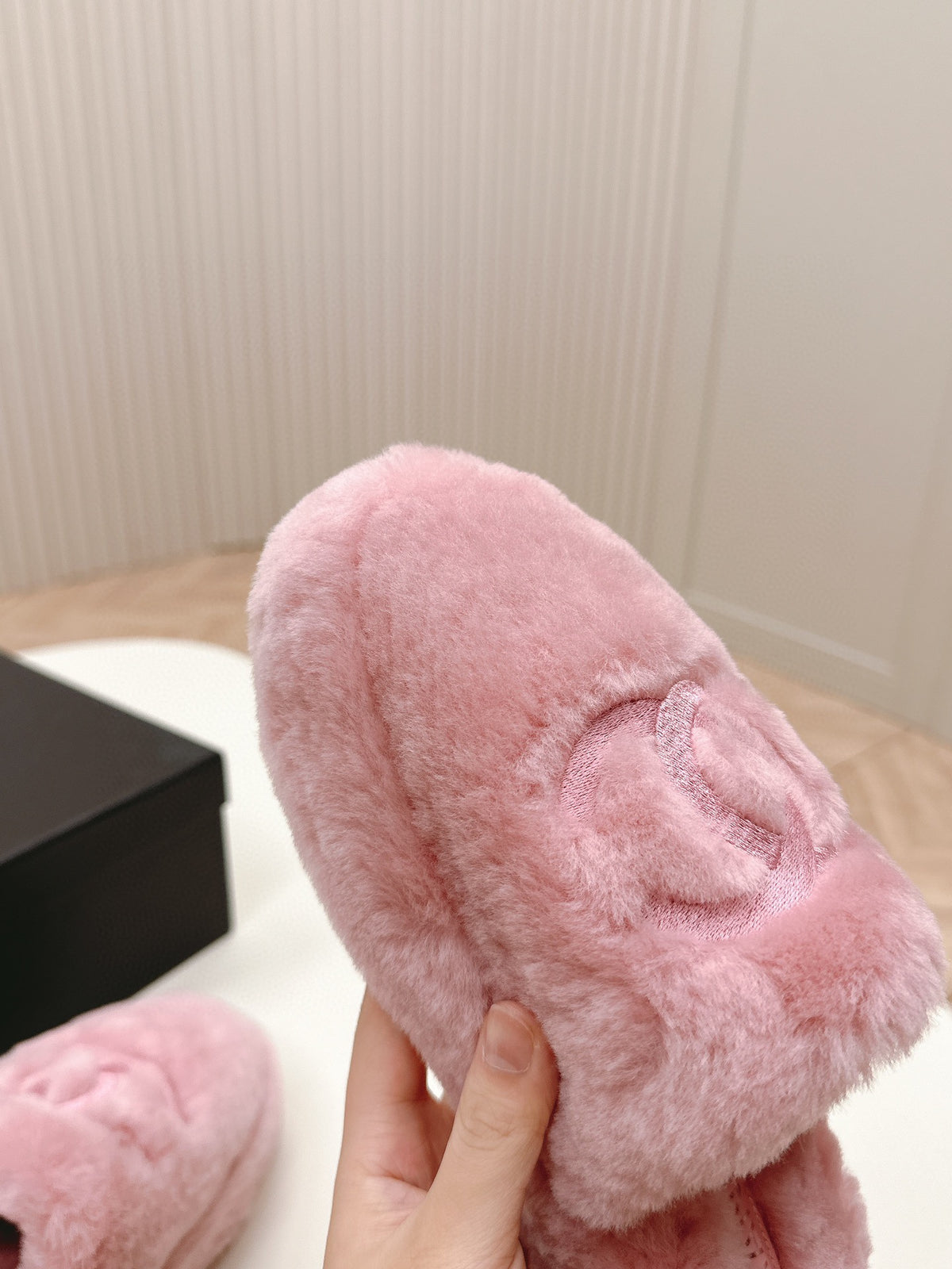 Z2P106C19 Fashion high-quality shoes