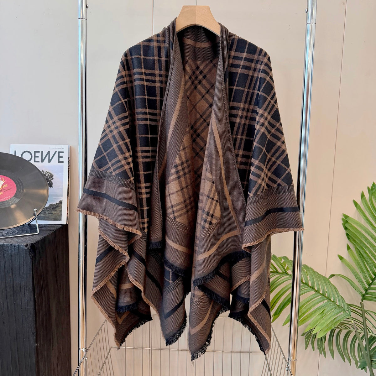 W1R96R85 Popular cape