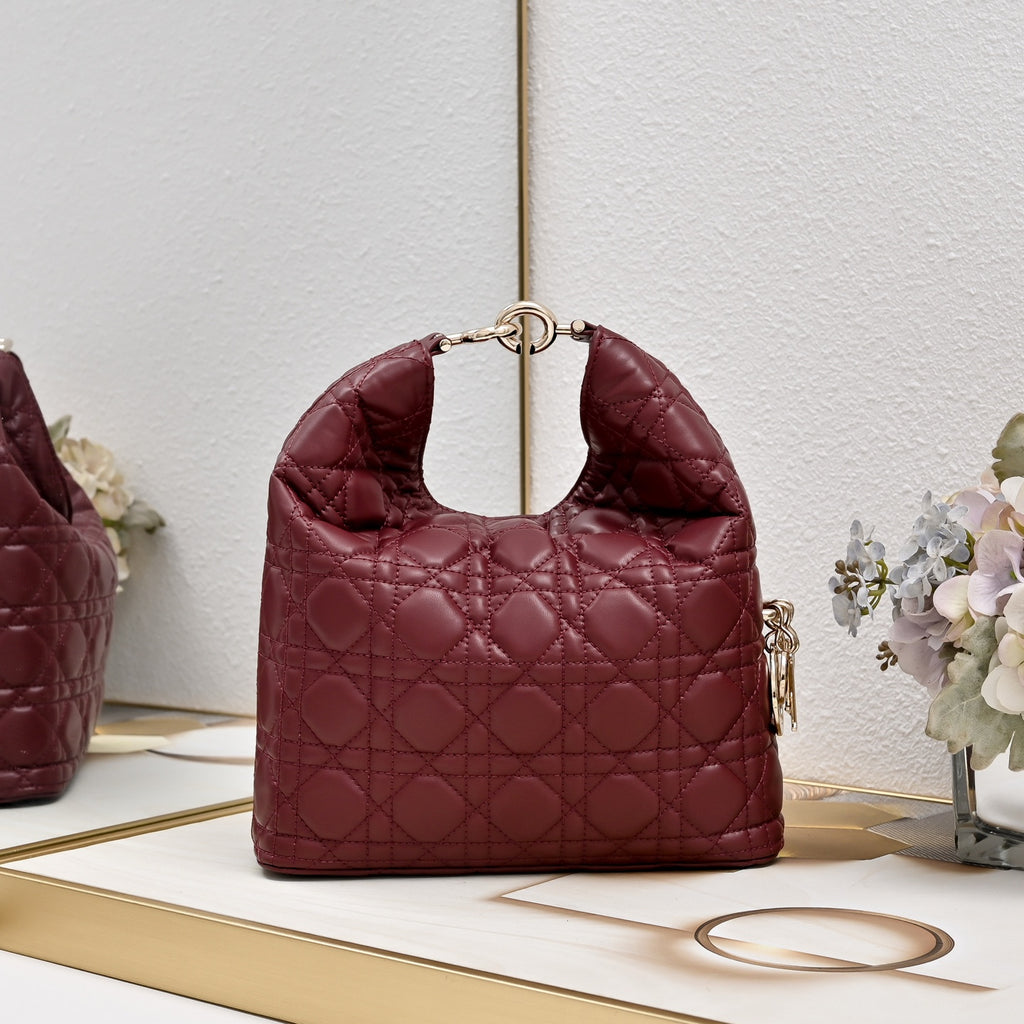 B1N96D35 Popular leather bag