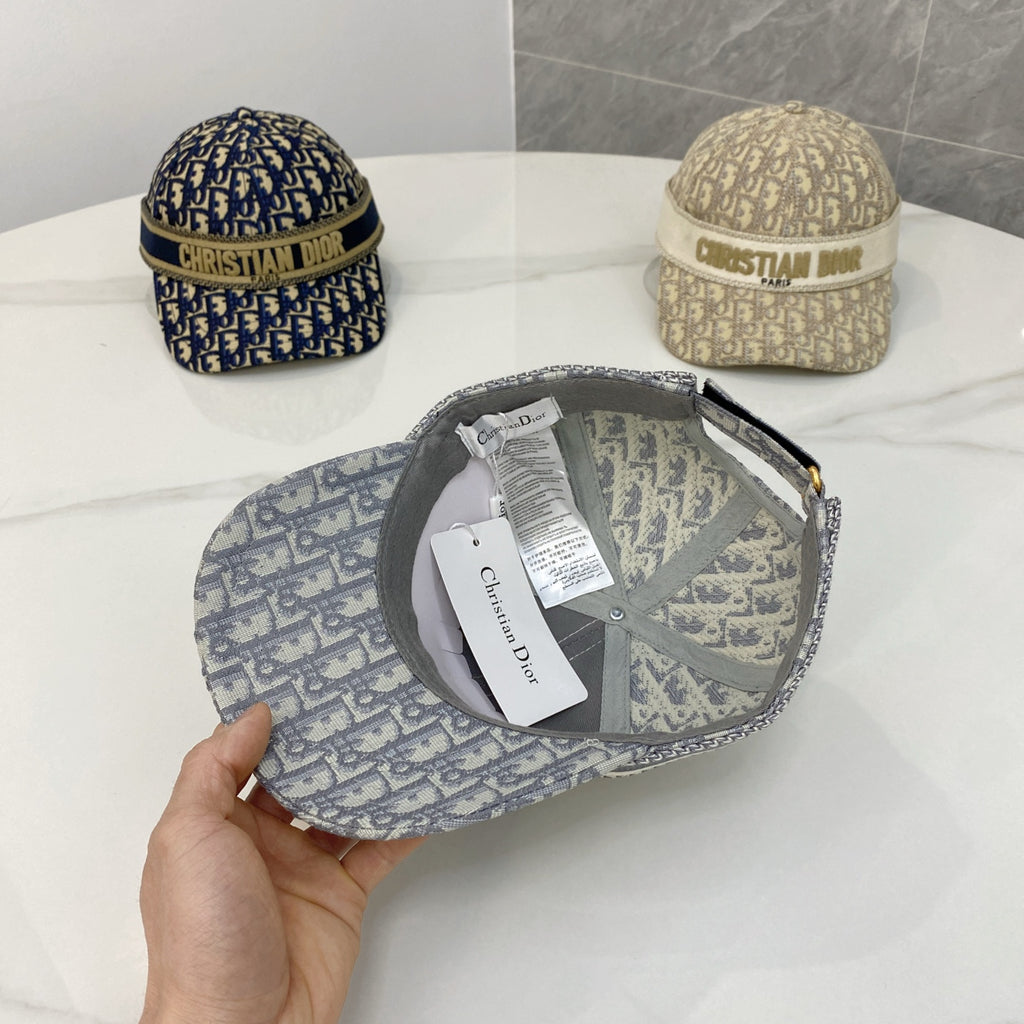 M1R86D127 Popular hats