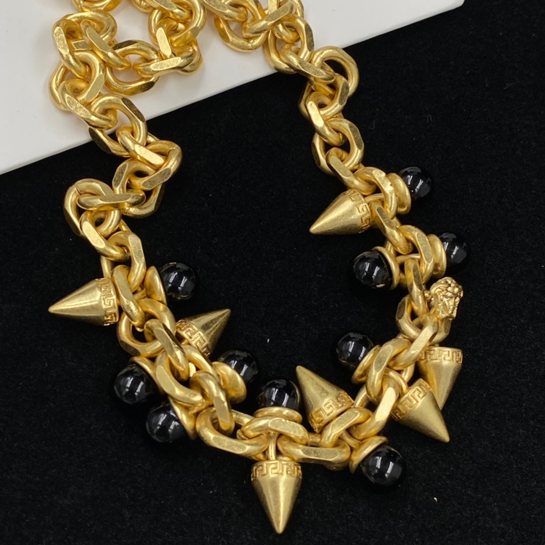 X5Q85V371X Popular Necklaces. Bracelets