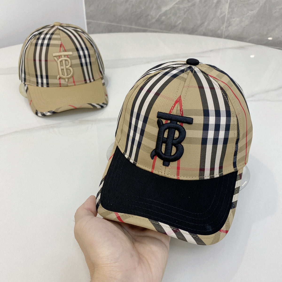 M1R86R108 Fashion hats