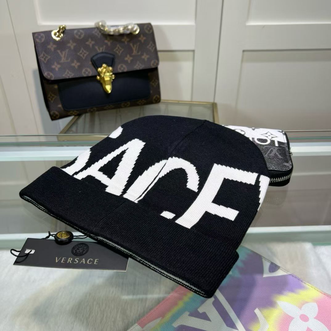 M1R86V92 Fashion hats