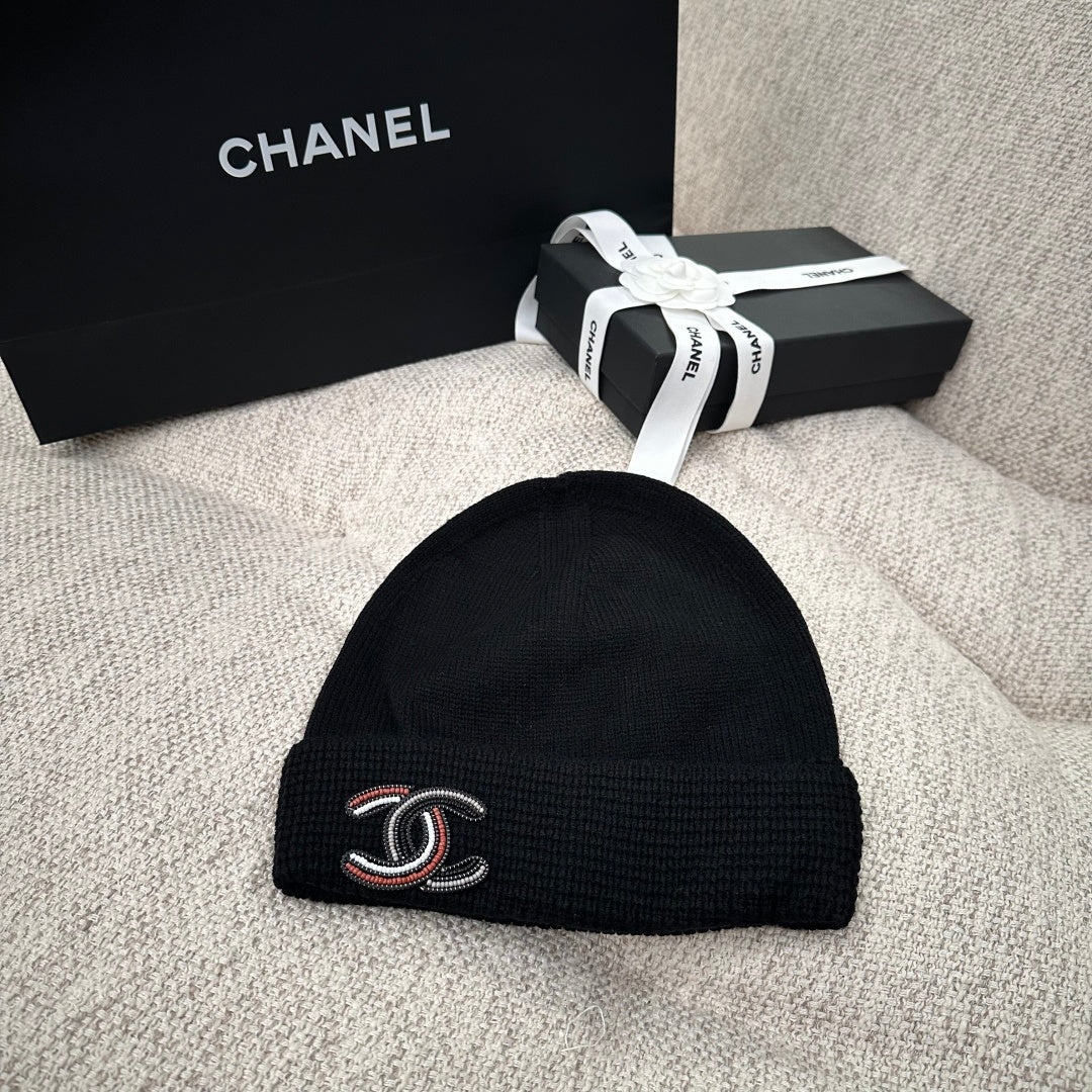 M1R86C11 Fashion hats