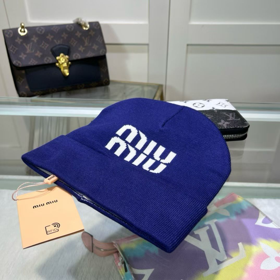 M1R86A28 Fashion hats