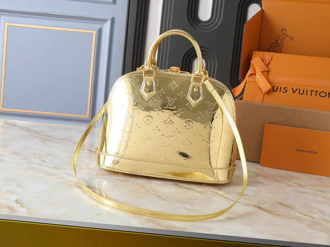 B1N96E39 Fashion leather bag