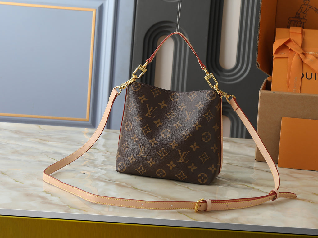 B1N86E7 Fashion leather bag