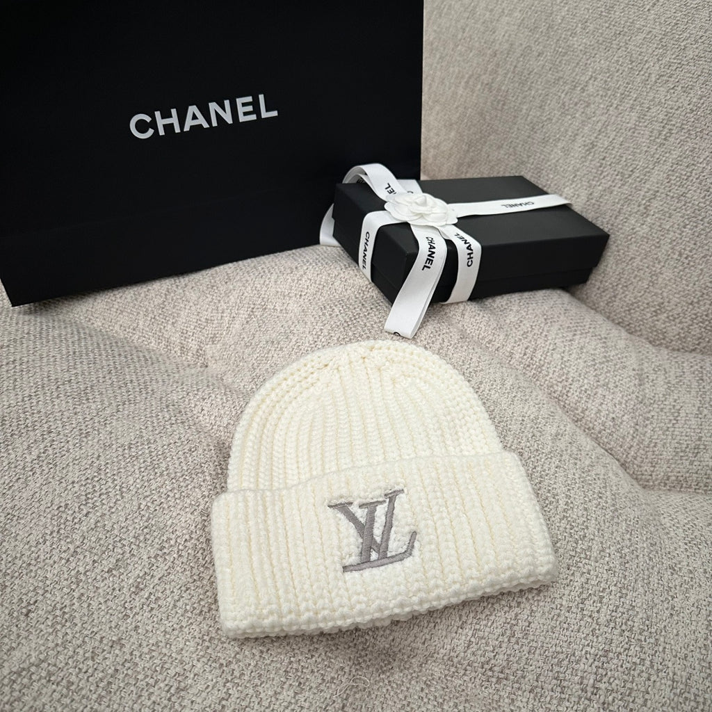 M1R86E15 Fashion hats