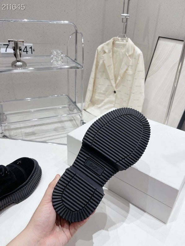 Z2P96A21 Popular high-quality shoes