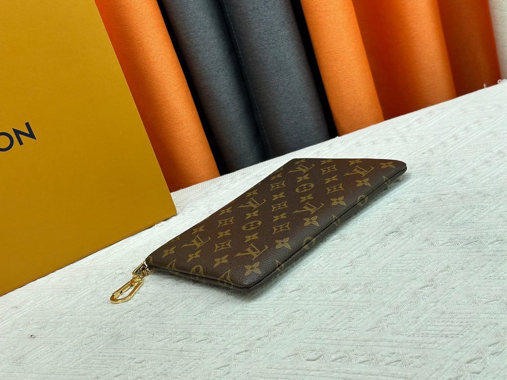 15RE90B  Popular  leather bag