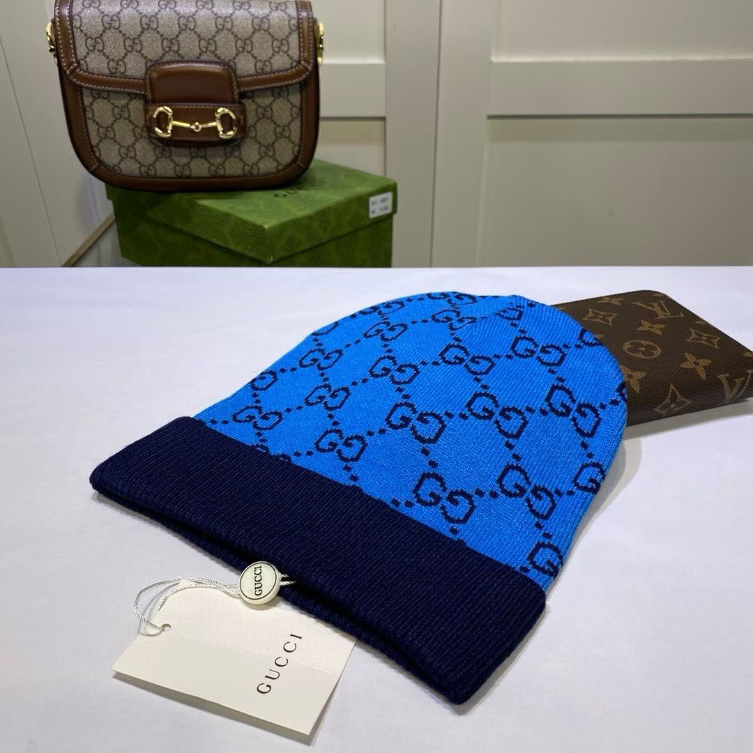 M1R86B73 Fashion hats