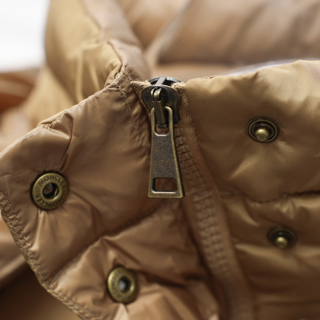 U3R106A28 Fashion down jacket