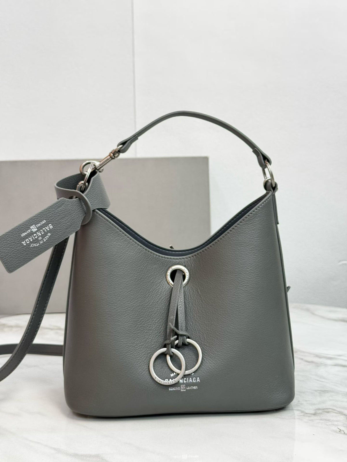 146PJ144B Popular leather bags