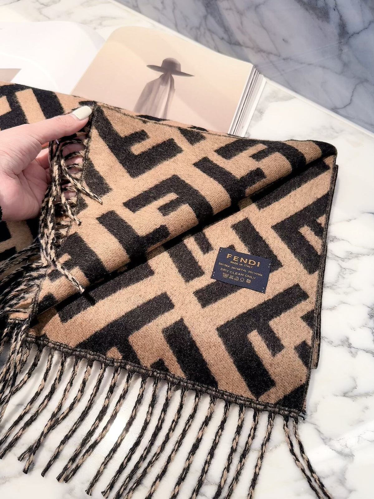 W1R86F98 Popular Winter Scarves