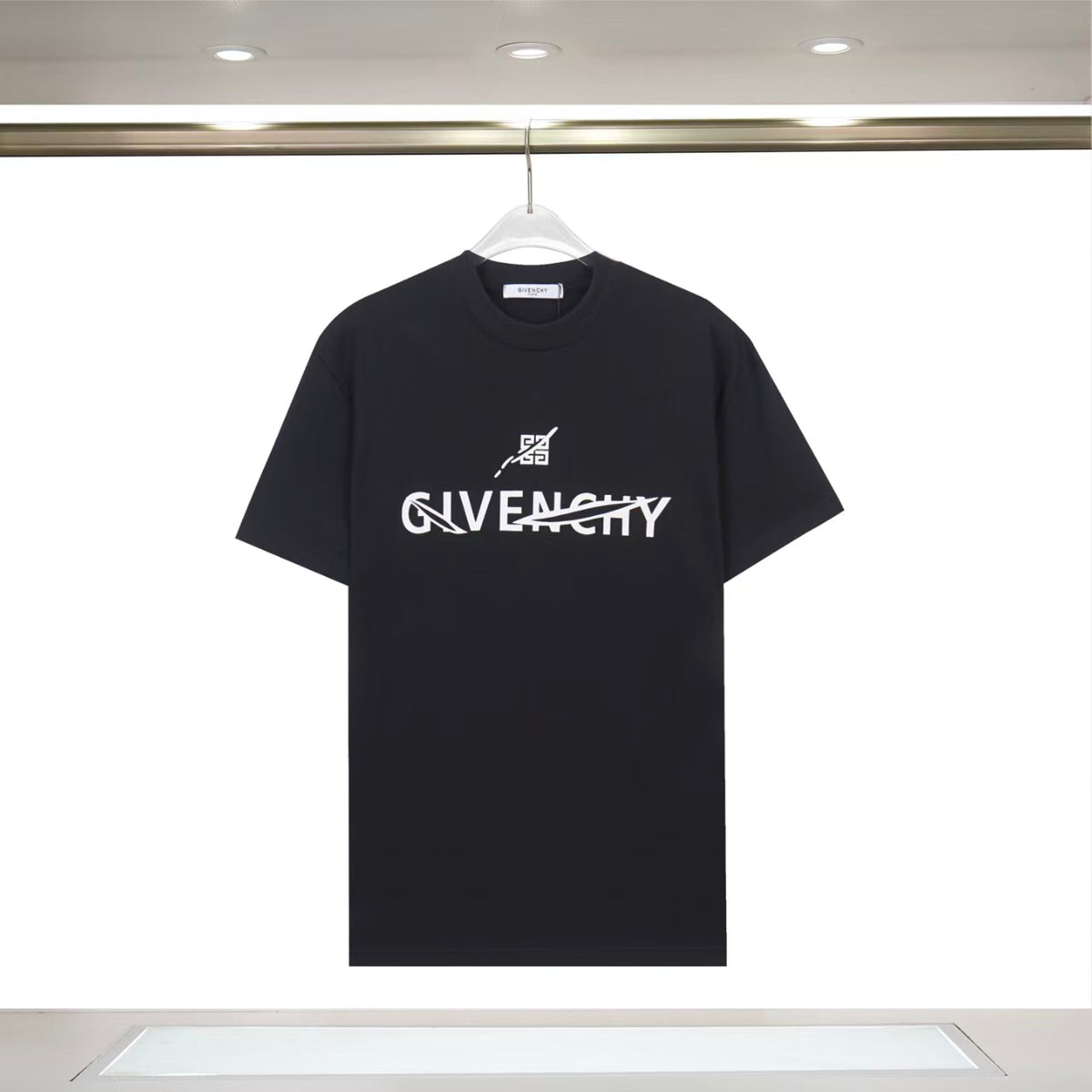 U1R86GV8 Popular T-shirts