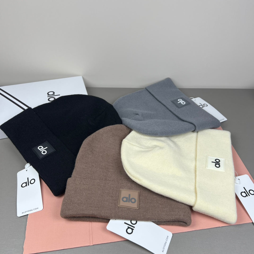 M1R96A30 Fashion hats