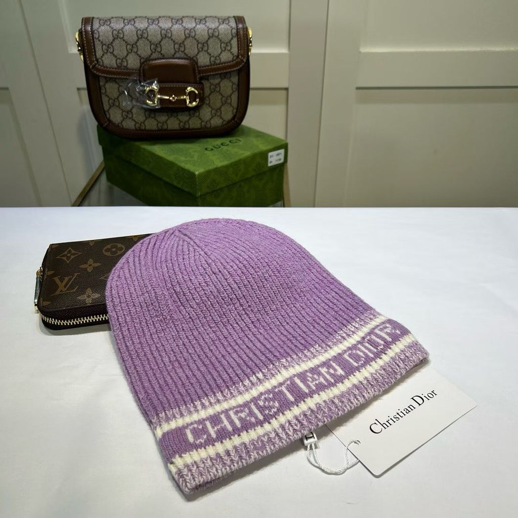 M1R86D99 Fashion hats