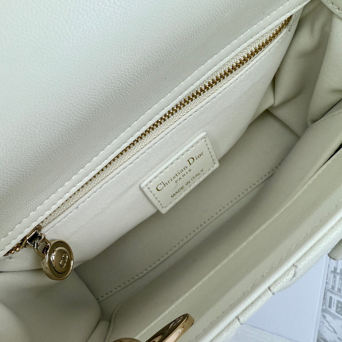 136ND24B Popular leather Purse bag