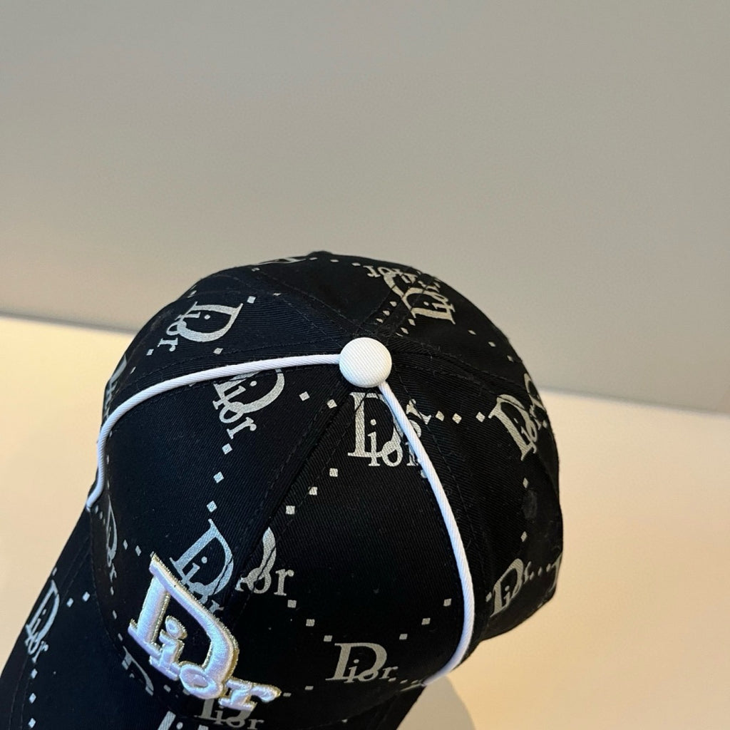 M1R76D12 Fashion hats