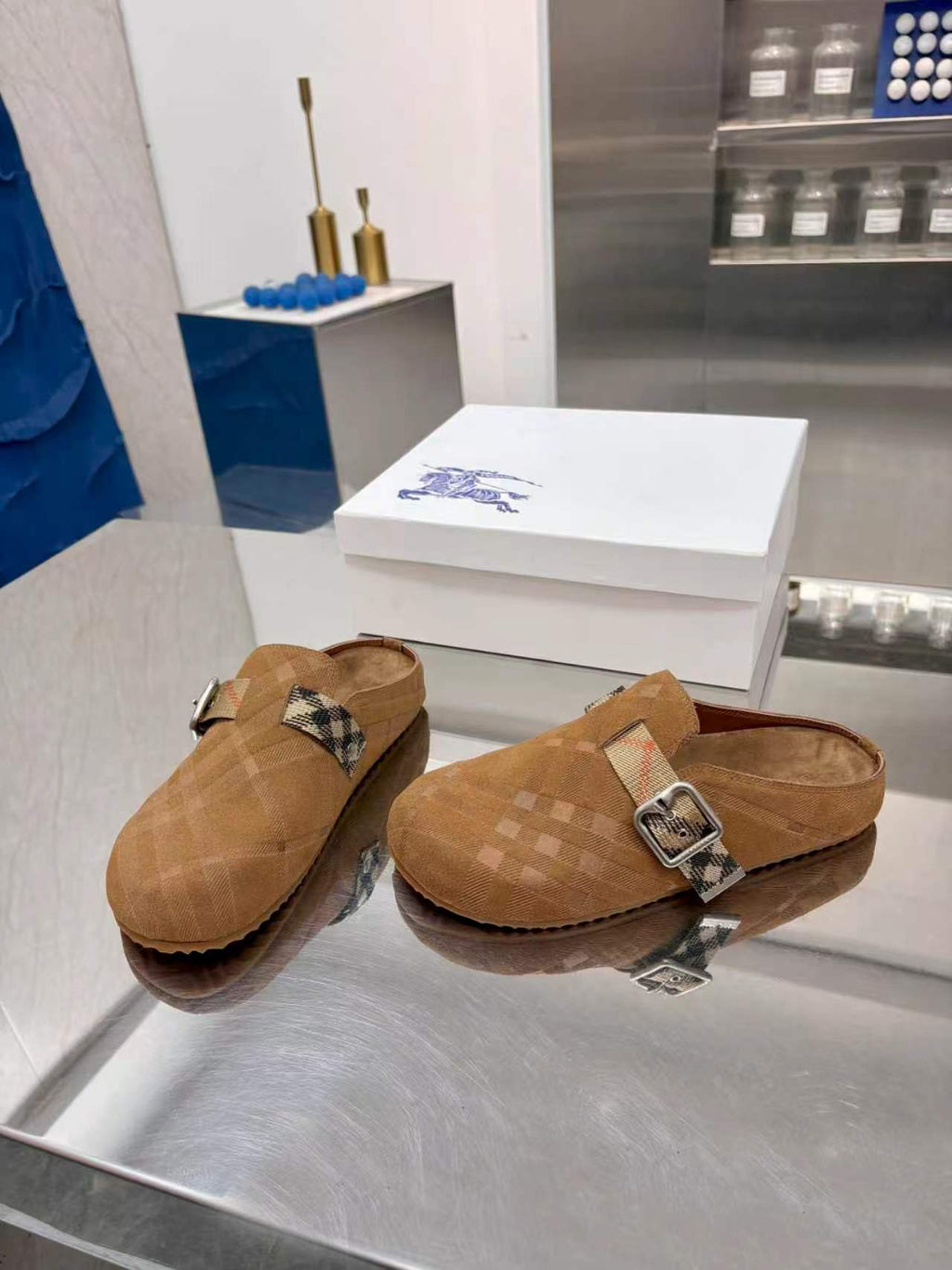 Z2R86R16 Fashion high-quality shoes