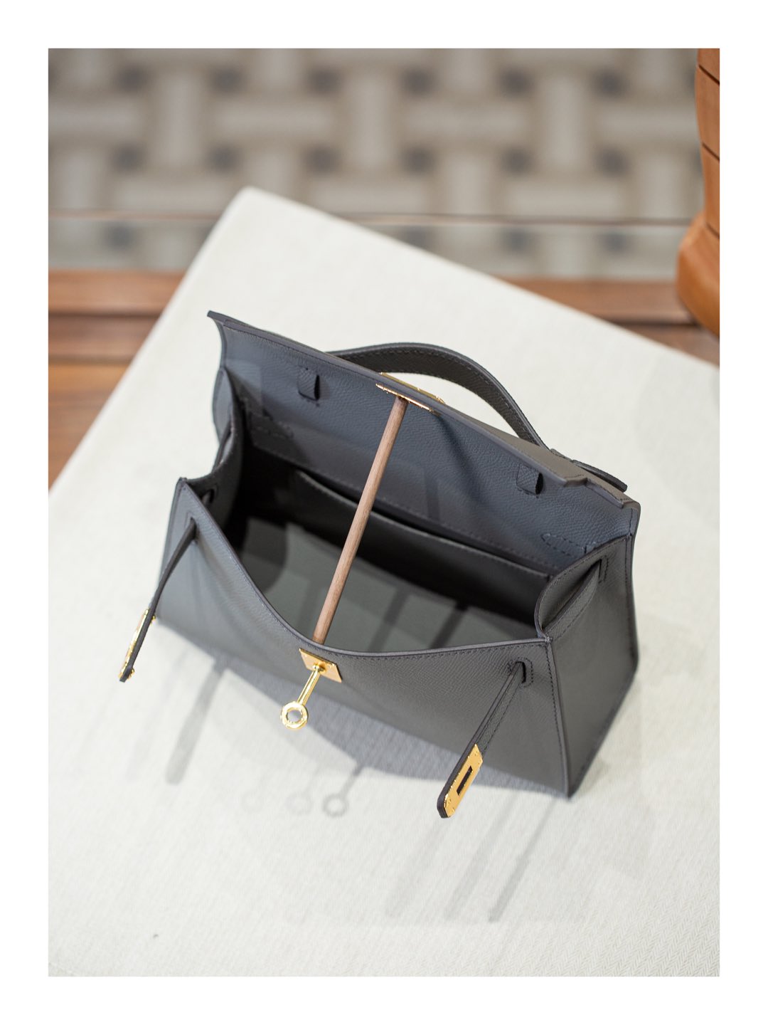 B1R66A4 Fashion leather bag
