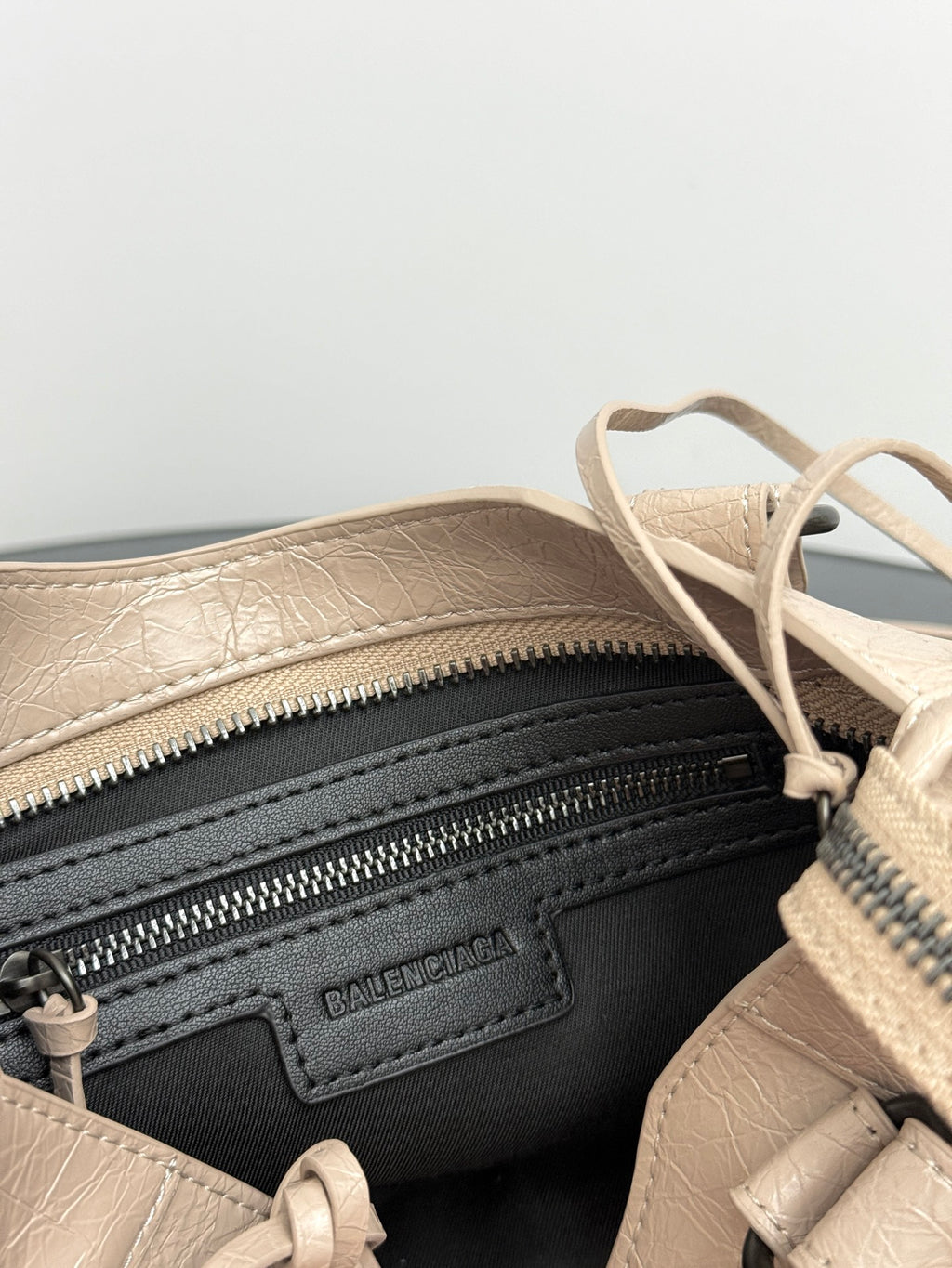 B1R106J4 Fashion leather bag