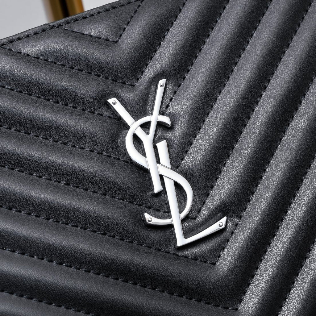 156XSL28B Popular leather bag