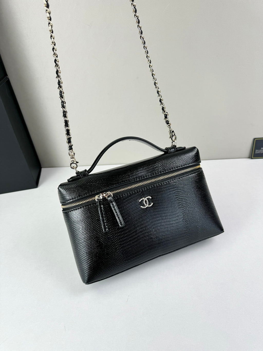 B1N96C36 Popular leather bag