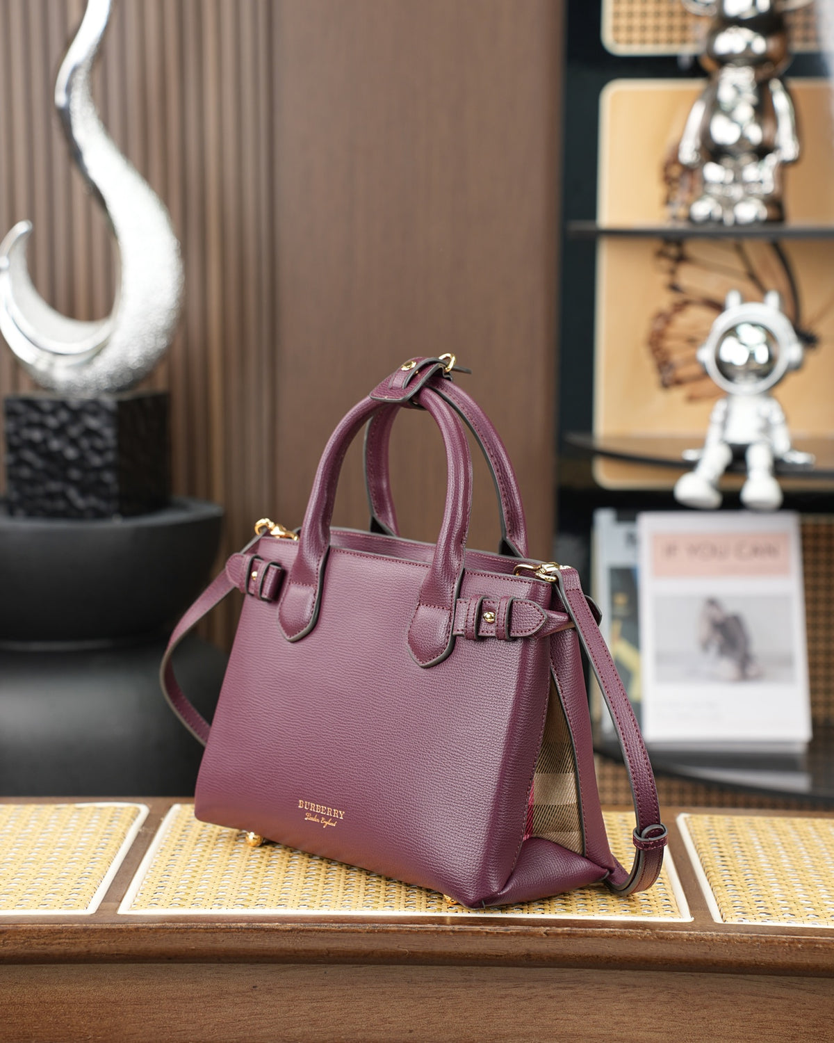 B1R76R20 Fashion leather bag