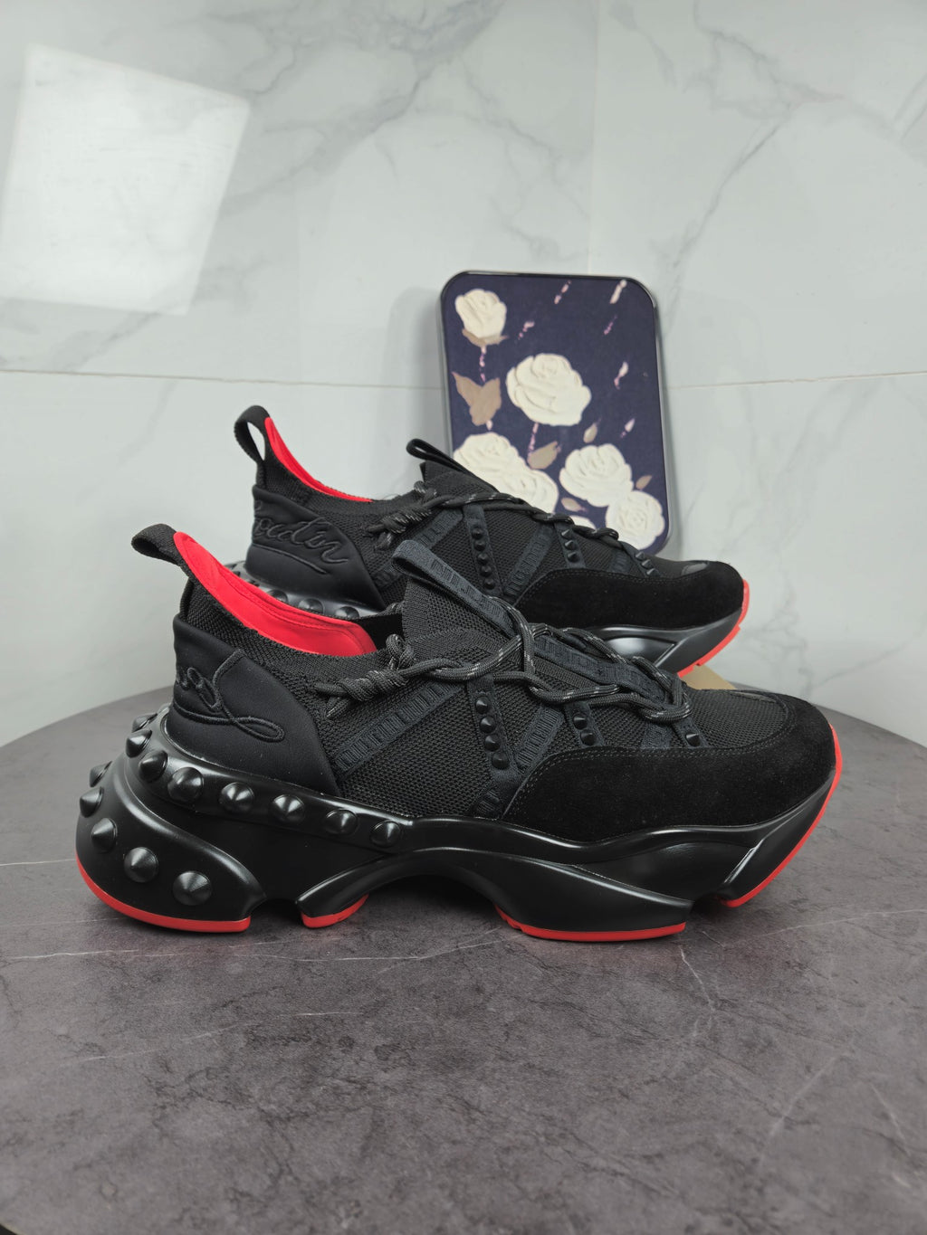 Z2P96A13 Fashion high-quality shoes