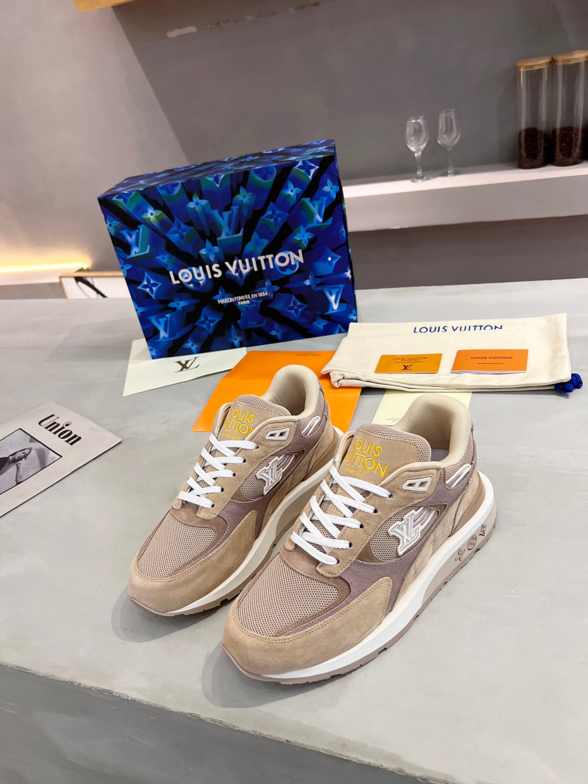 2105QE231Z Popular high-quality  Shoes