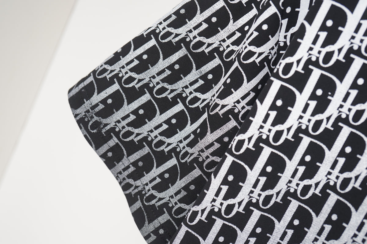 U1R76D11 Popular T-shirts