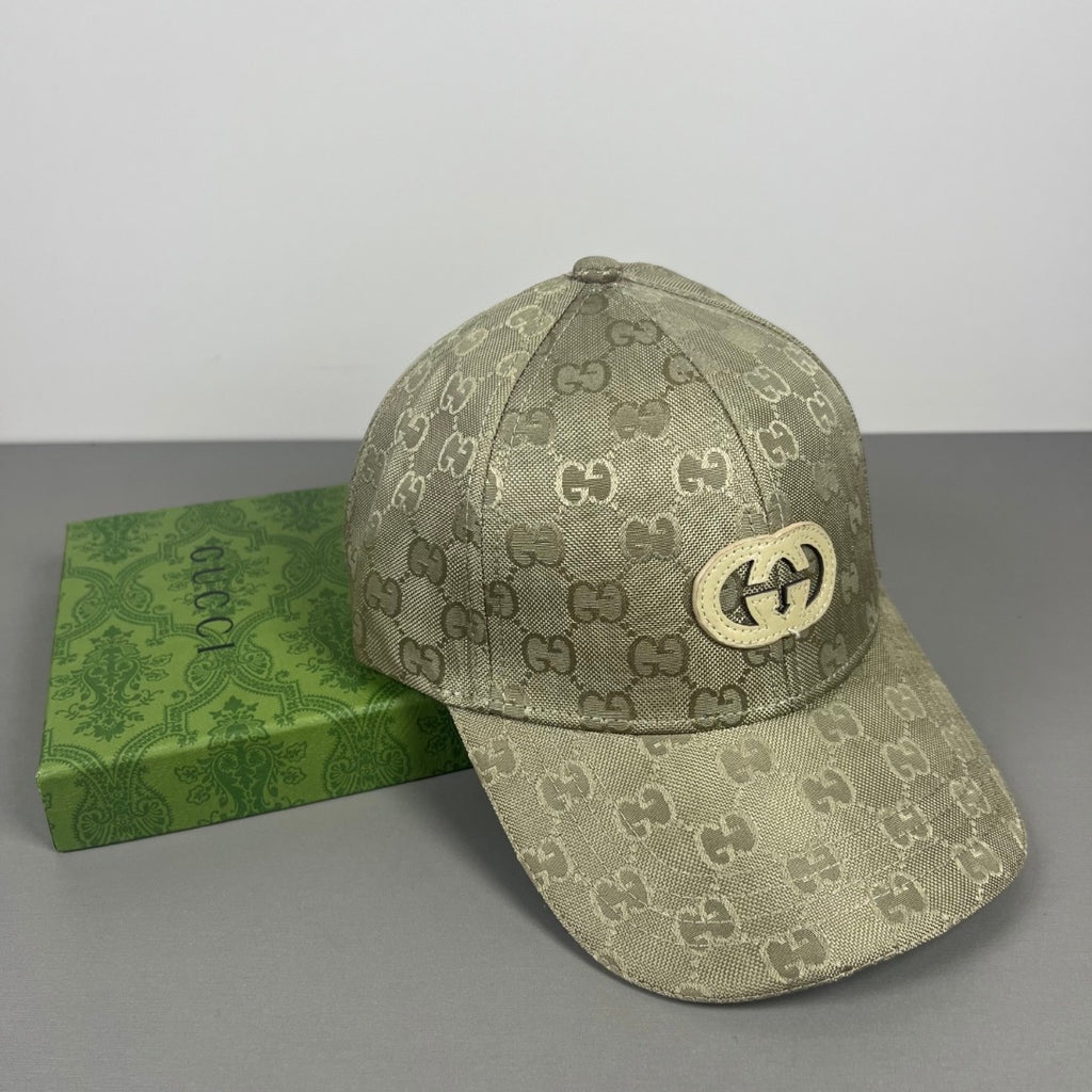 M1R76B17 Fashion hats