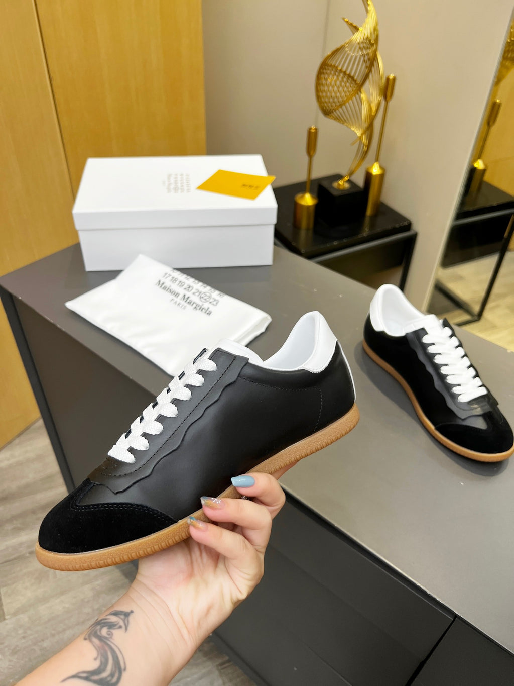 Z2X76A4 Popular high-quality leather shoes