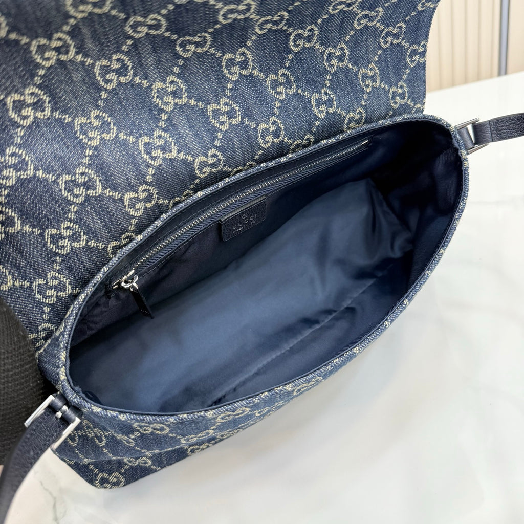 B1N67B13 Fashion bags