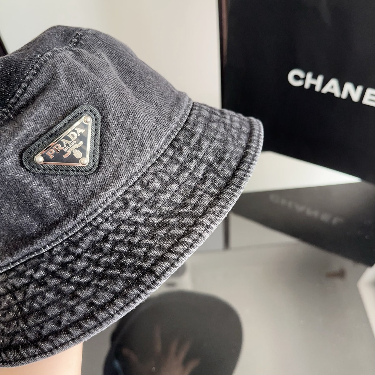 M1R96P26 Fashion hats
