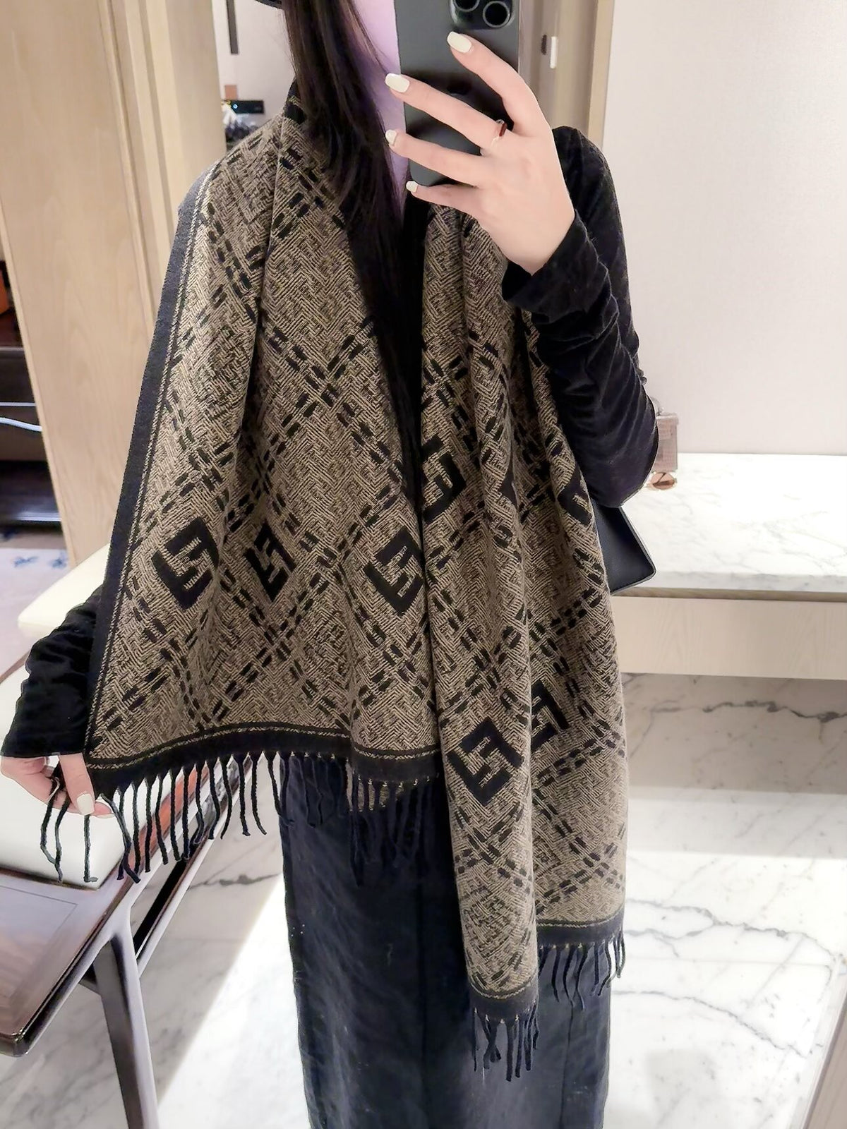 W1R86F118 Popular Winter Scarves