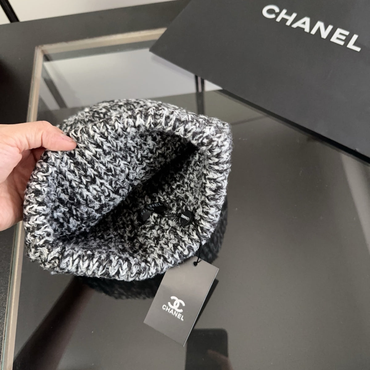 M1R86C25 Fashion hats