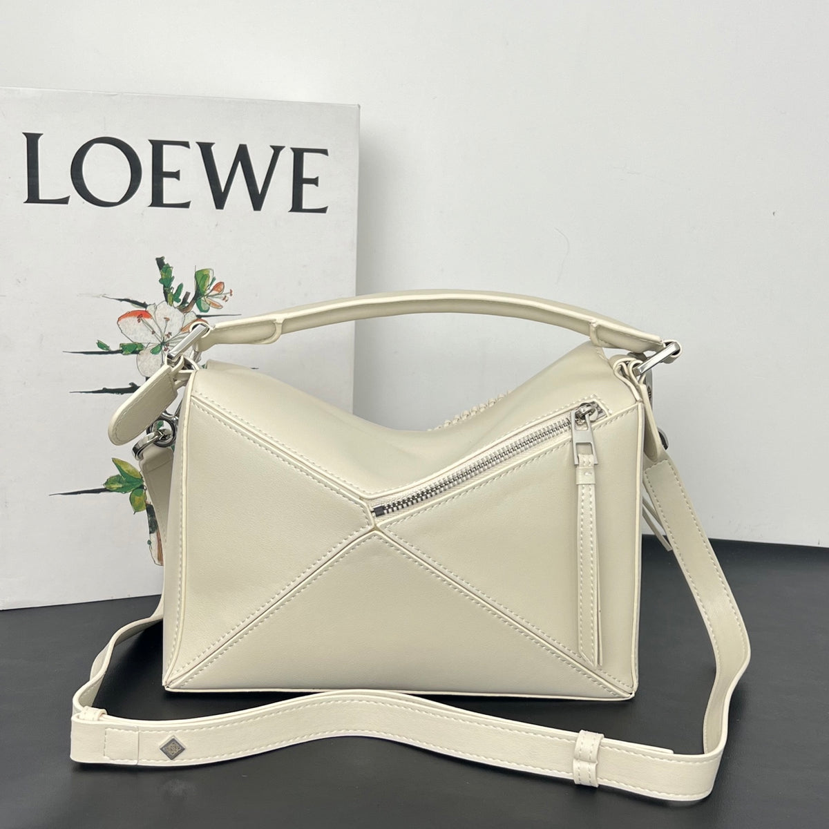 B1R66A17 Fashion leather bag