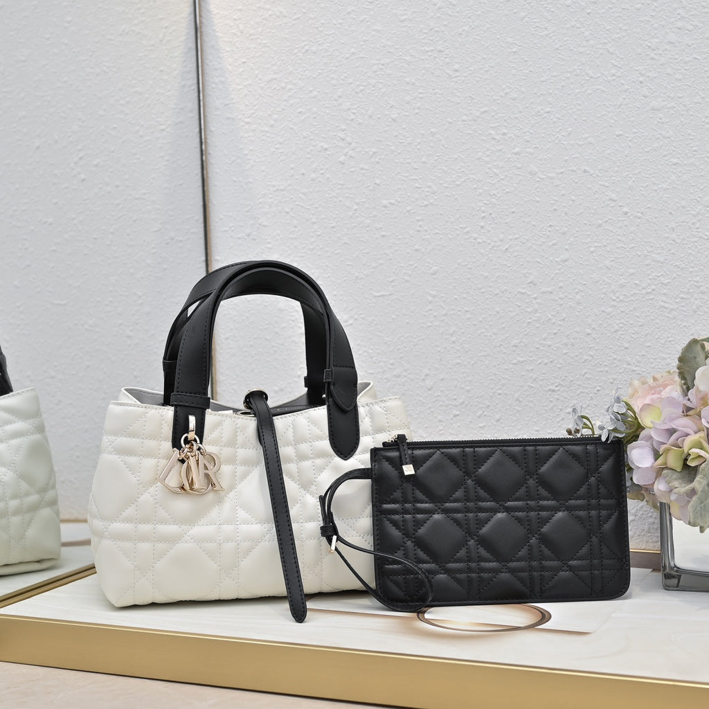B1R76D40 Fashion leather bag