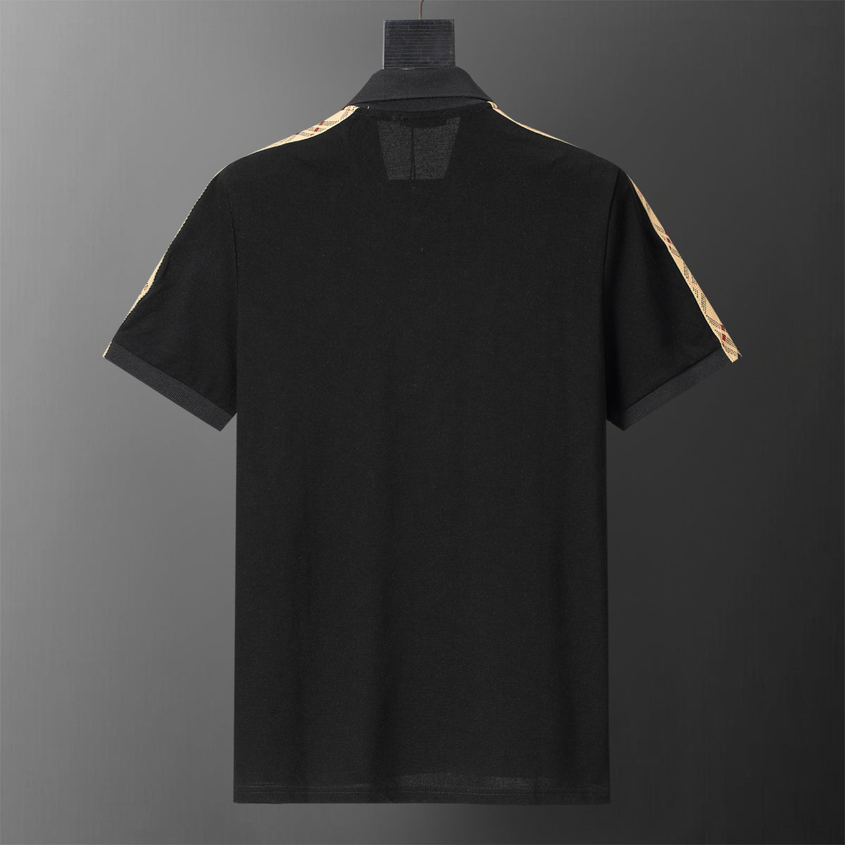 U1N76R1 Popular T-shirts