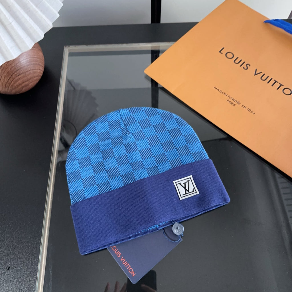 M1R86E18 Fashion hats