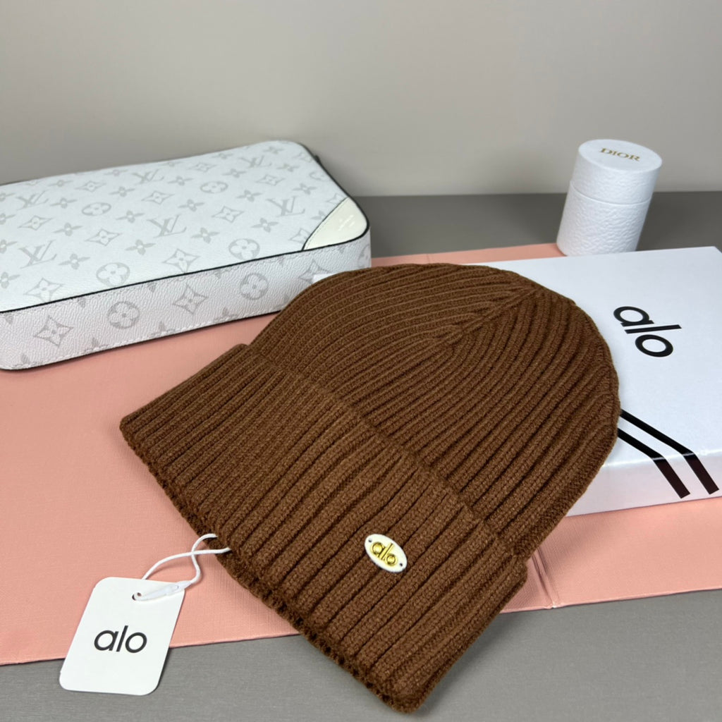M1R96A28 Fashion hats