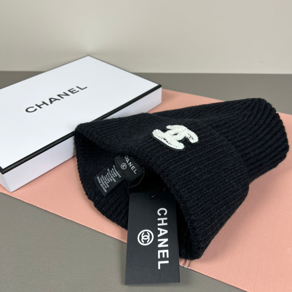 M1R96C33 Fashion hats